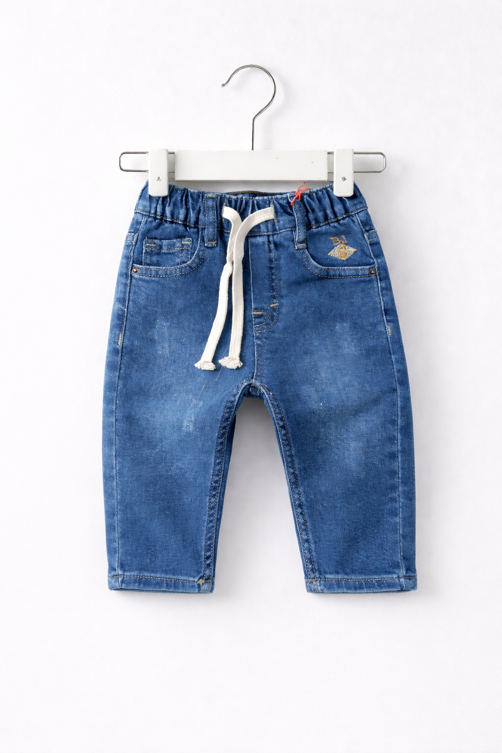 بنطلونات جينز