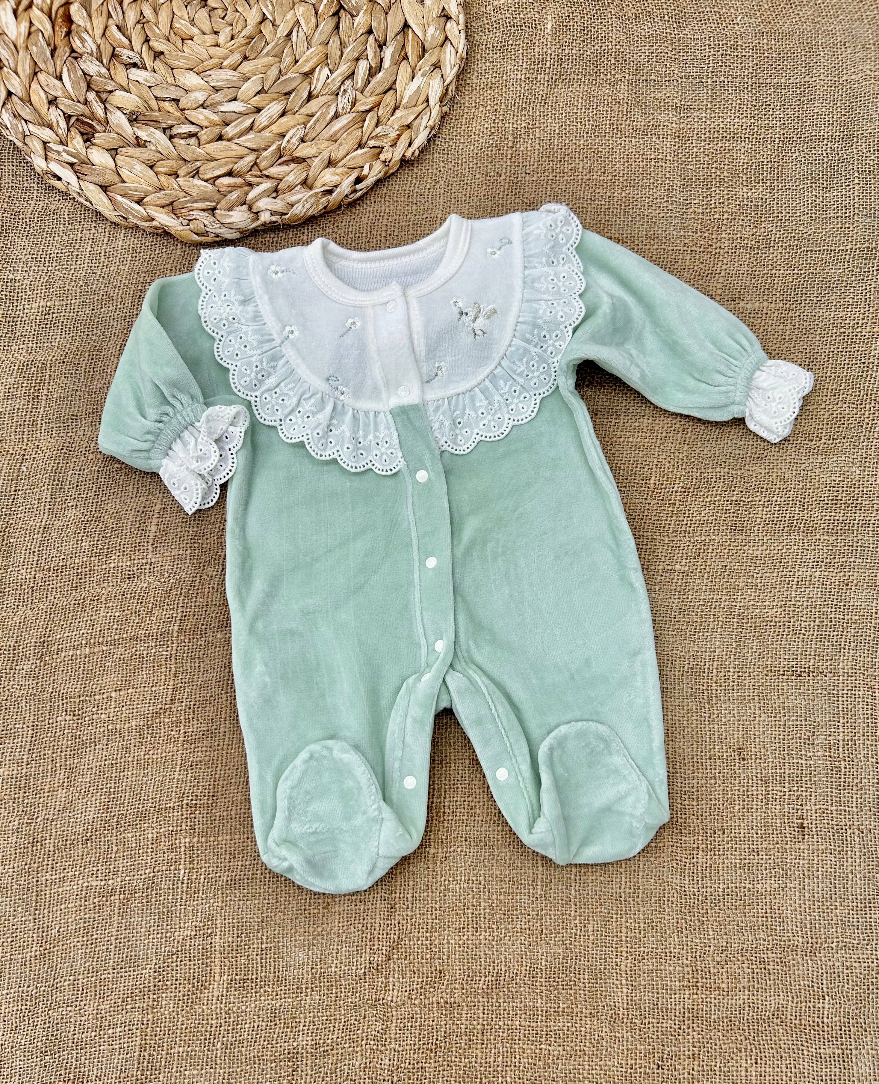 أفرهول مخمل بناتي – ناعم جداً بتفاصيل دانتيل فاخرة