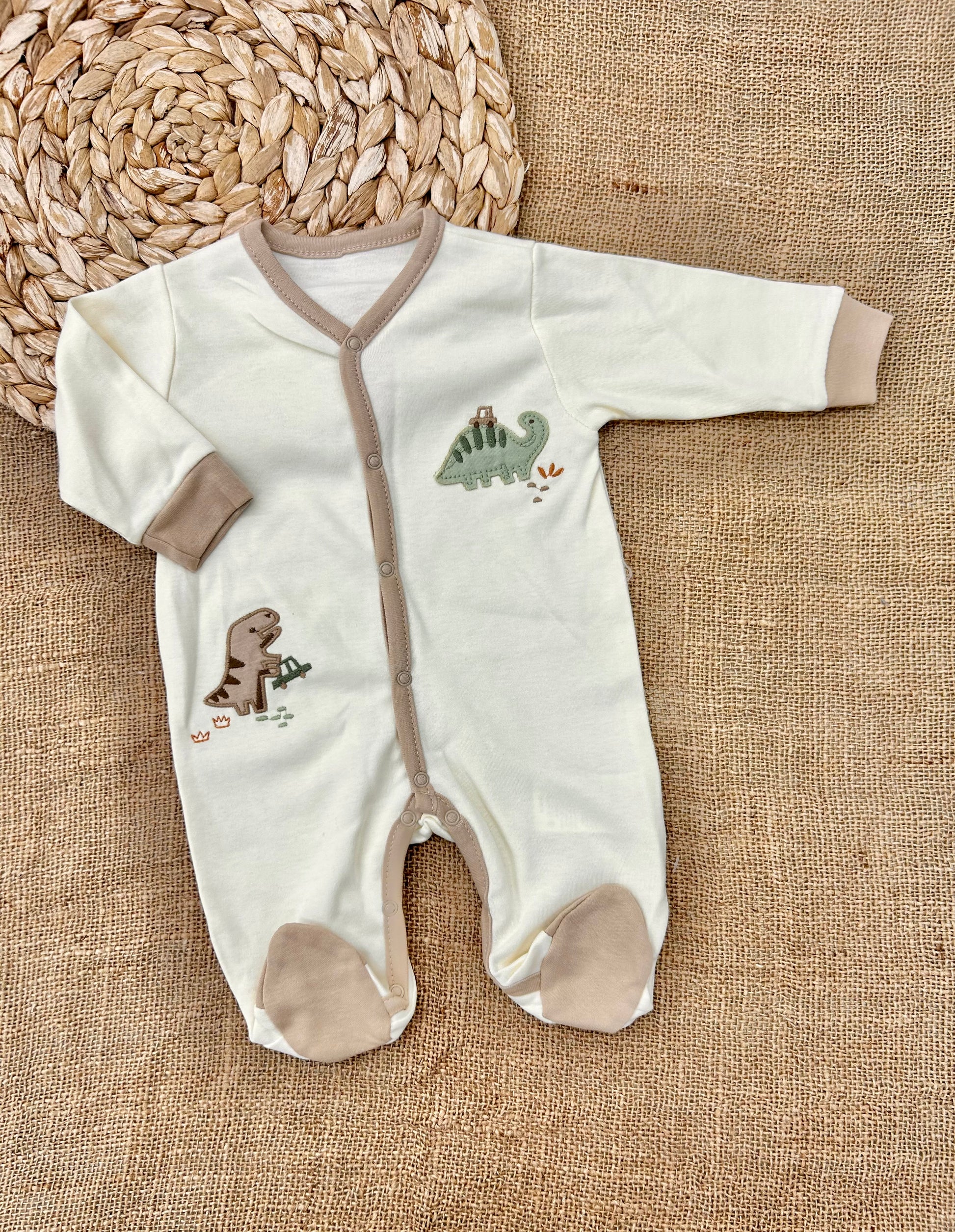 افرهول قطن ديناصور