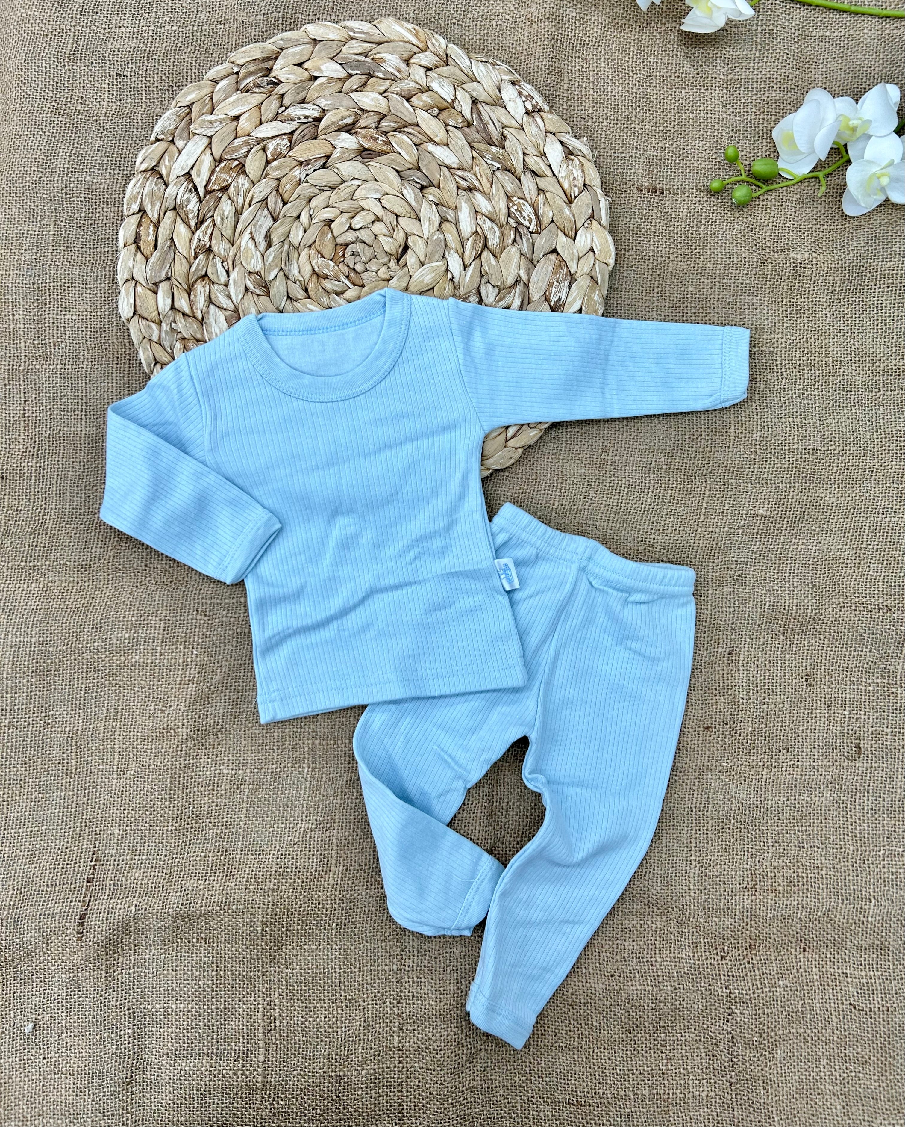 بيجامات او طقوم داخلي قطن مبطن