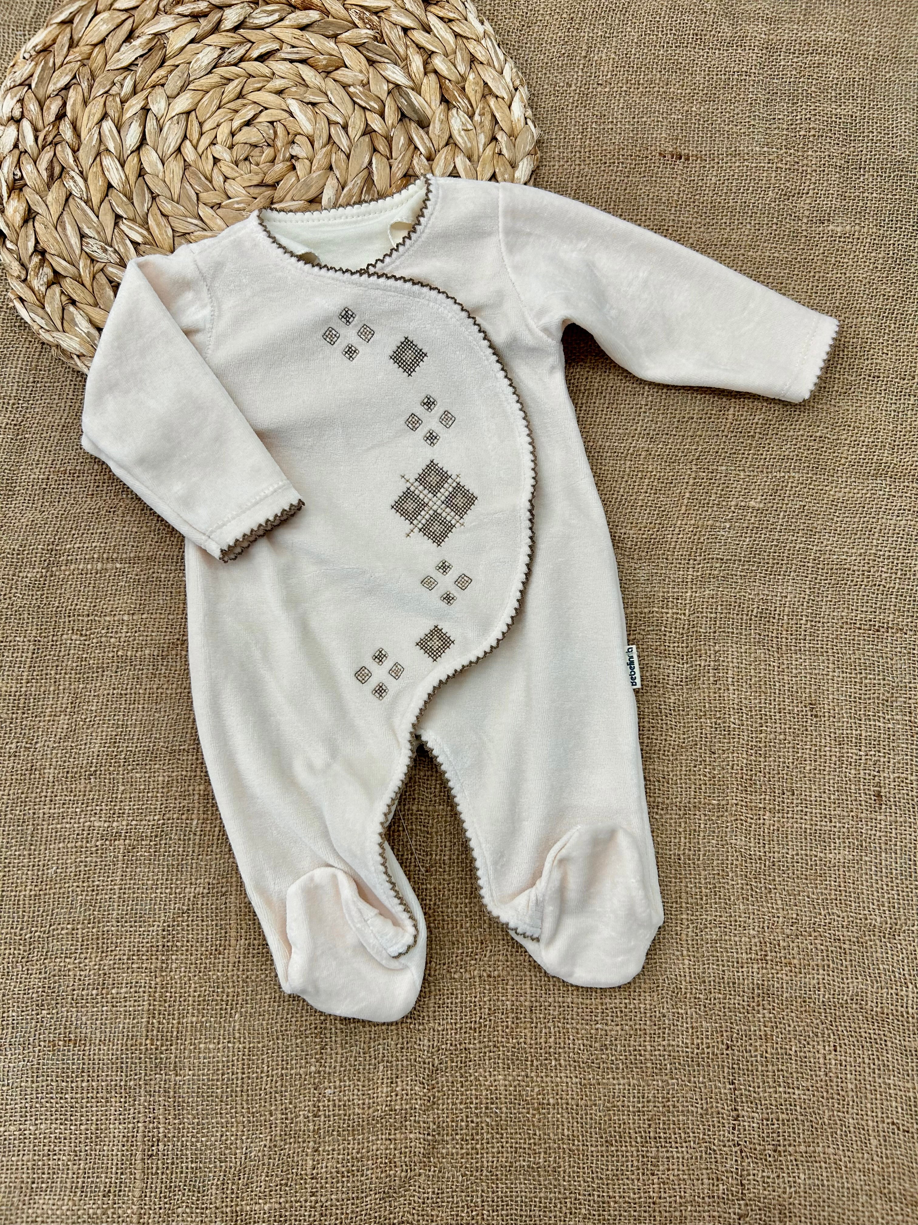 أفرهول مخمل مطرز