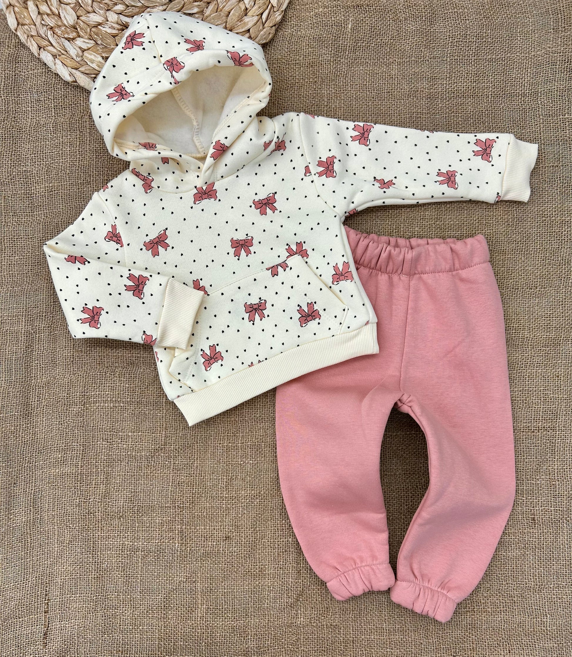 تريننغ فوتر هودي بناتي