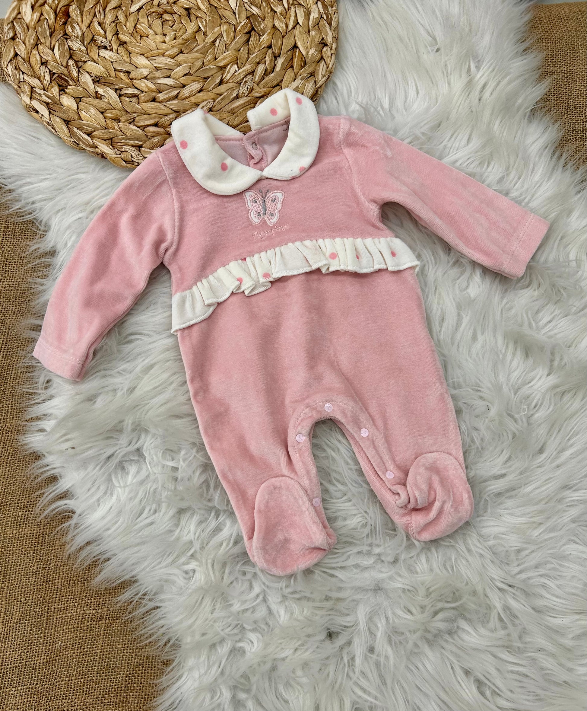 أفرهول مخمل بناتي بتصميم فراشة