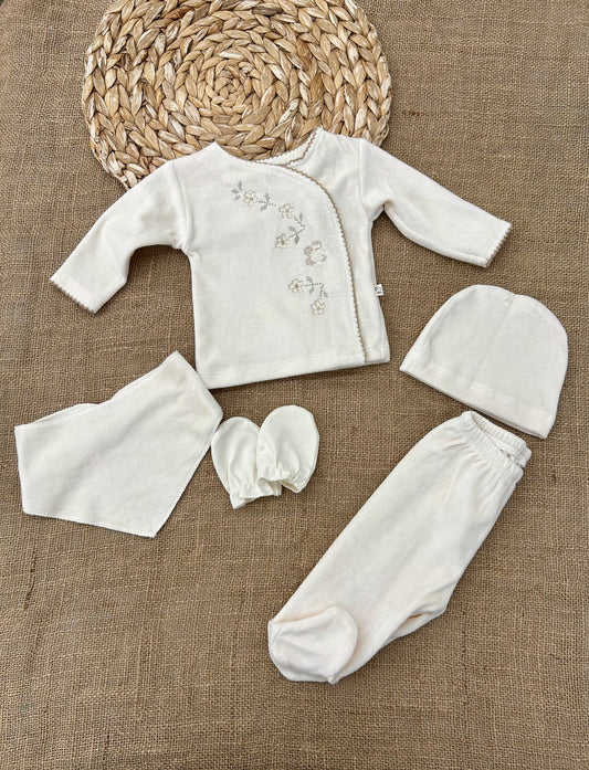 طقم مخمل 5 قطع  تطريز ورد