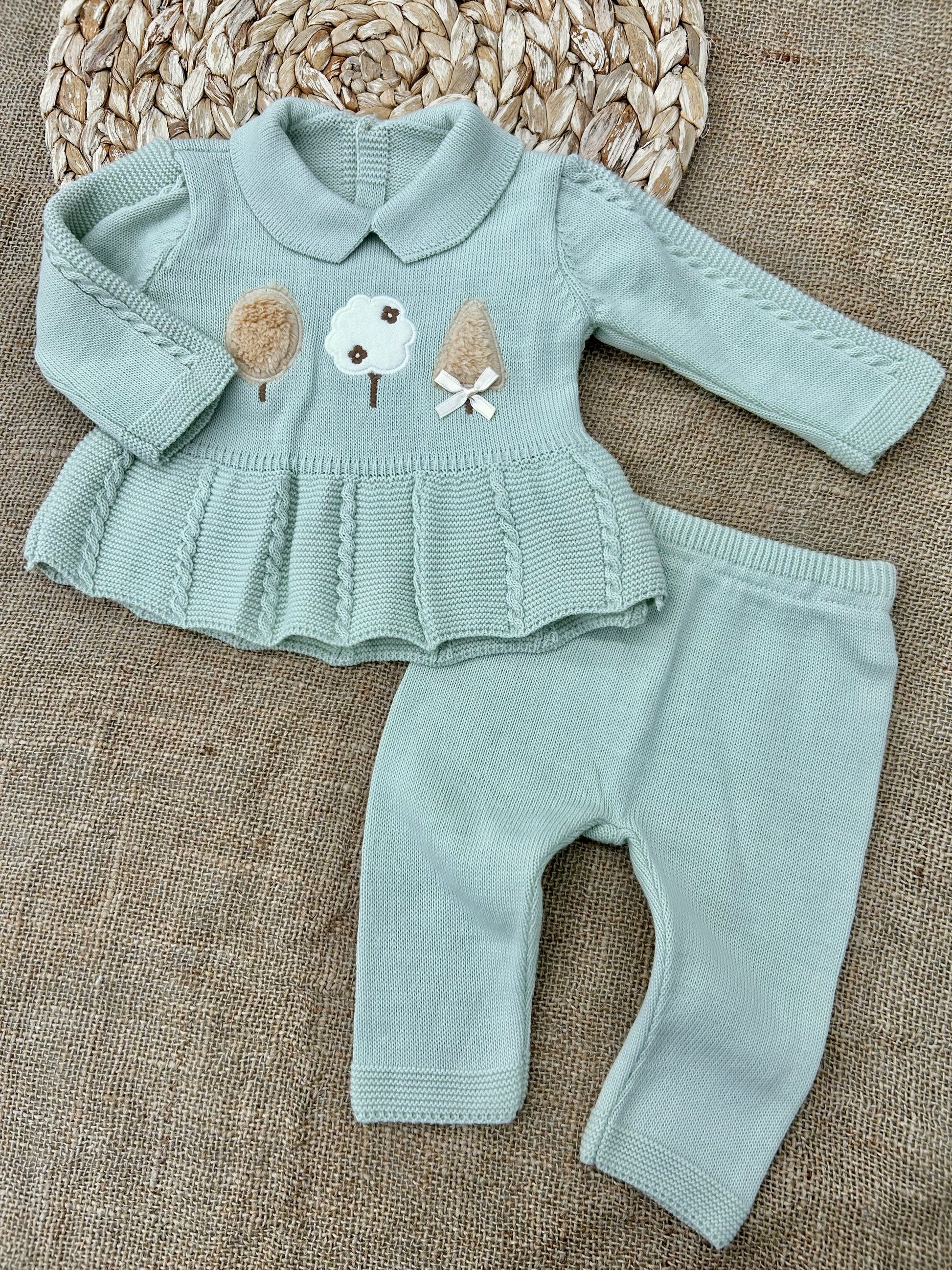 طقم صوف بناتي