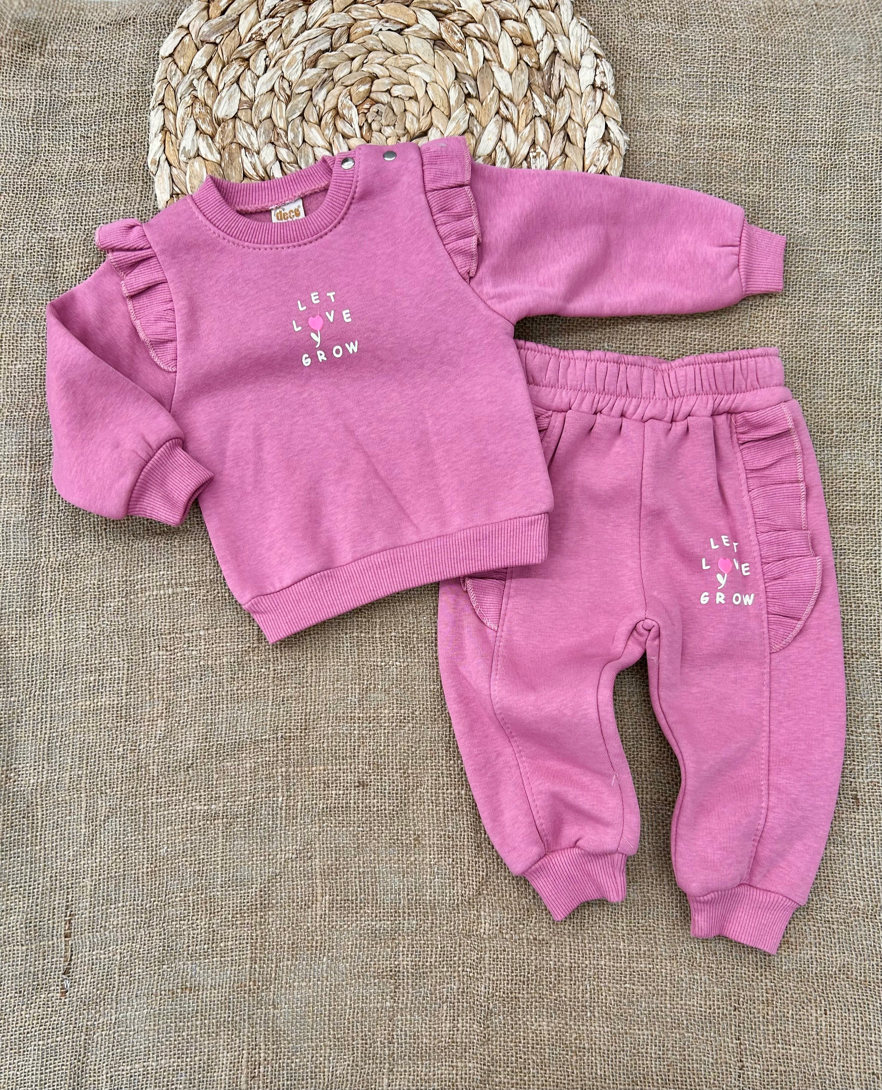 تريننغ فوترlet love grow