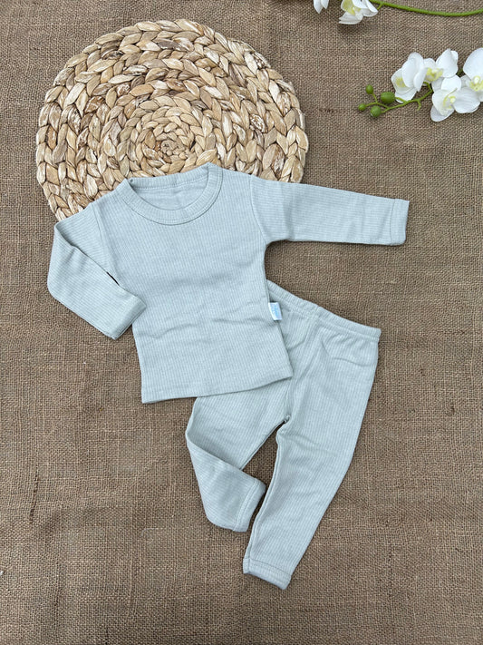 بيجامات او طقوم داخلي قطن مبطن