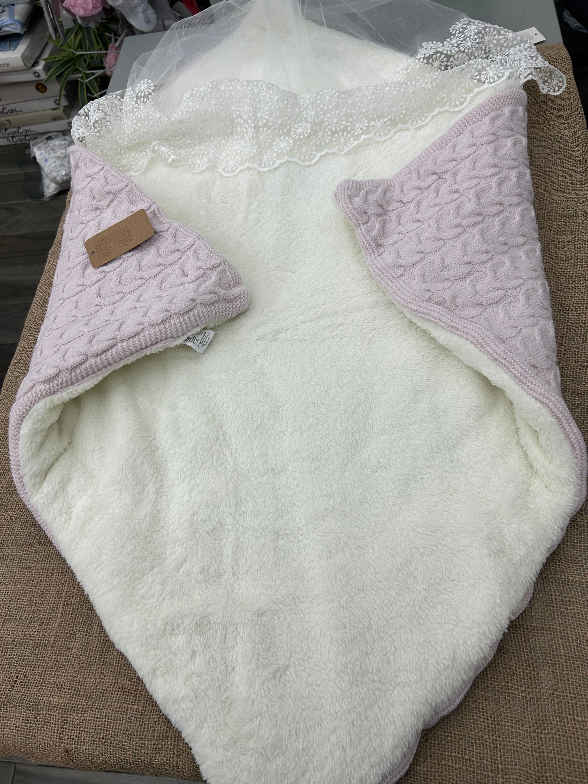 حرام كوت صوف فرو دانتيل