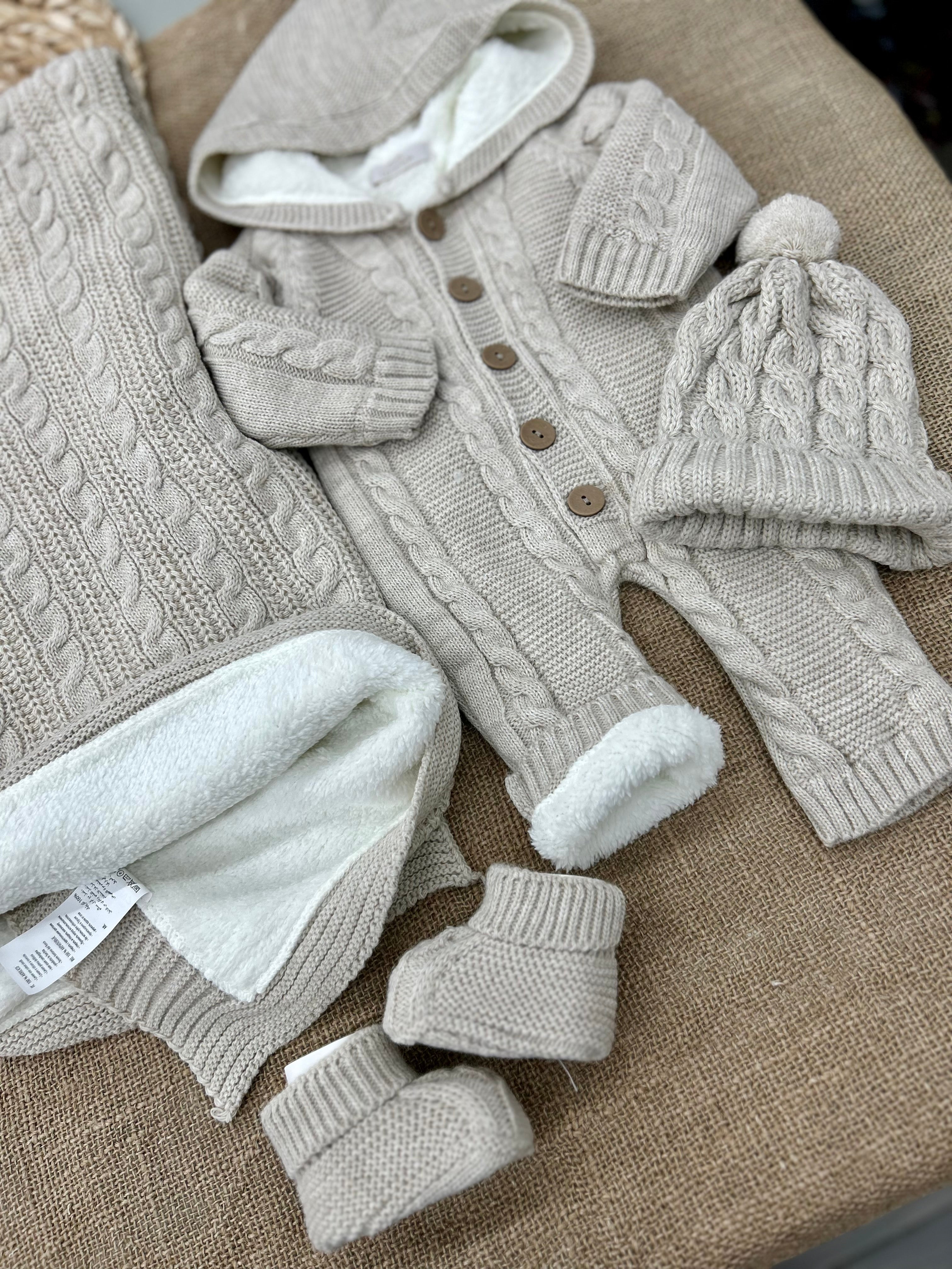 طقم مستشفى صوف مبطن كامل