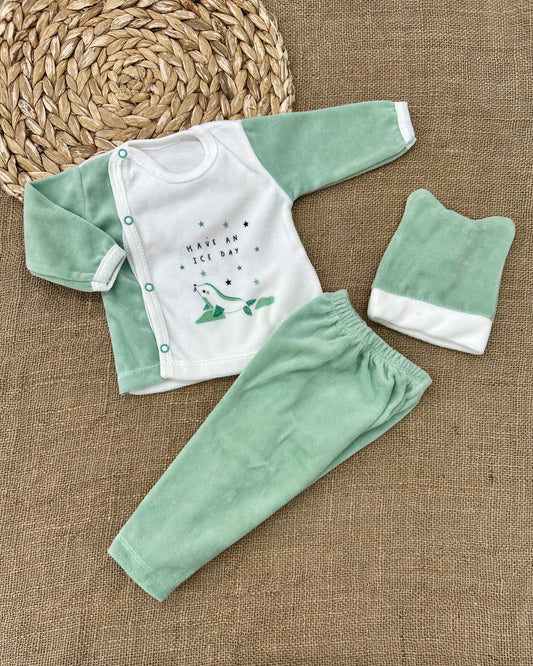 بيجامة بيبي مخمل 3 قطع بدون رجل