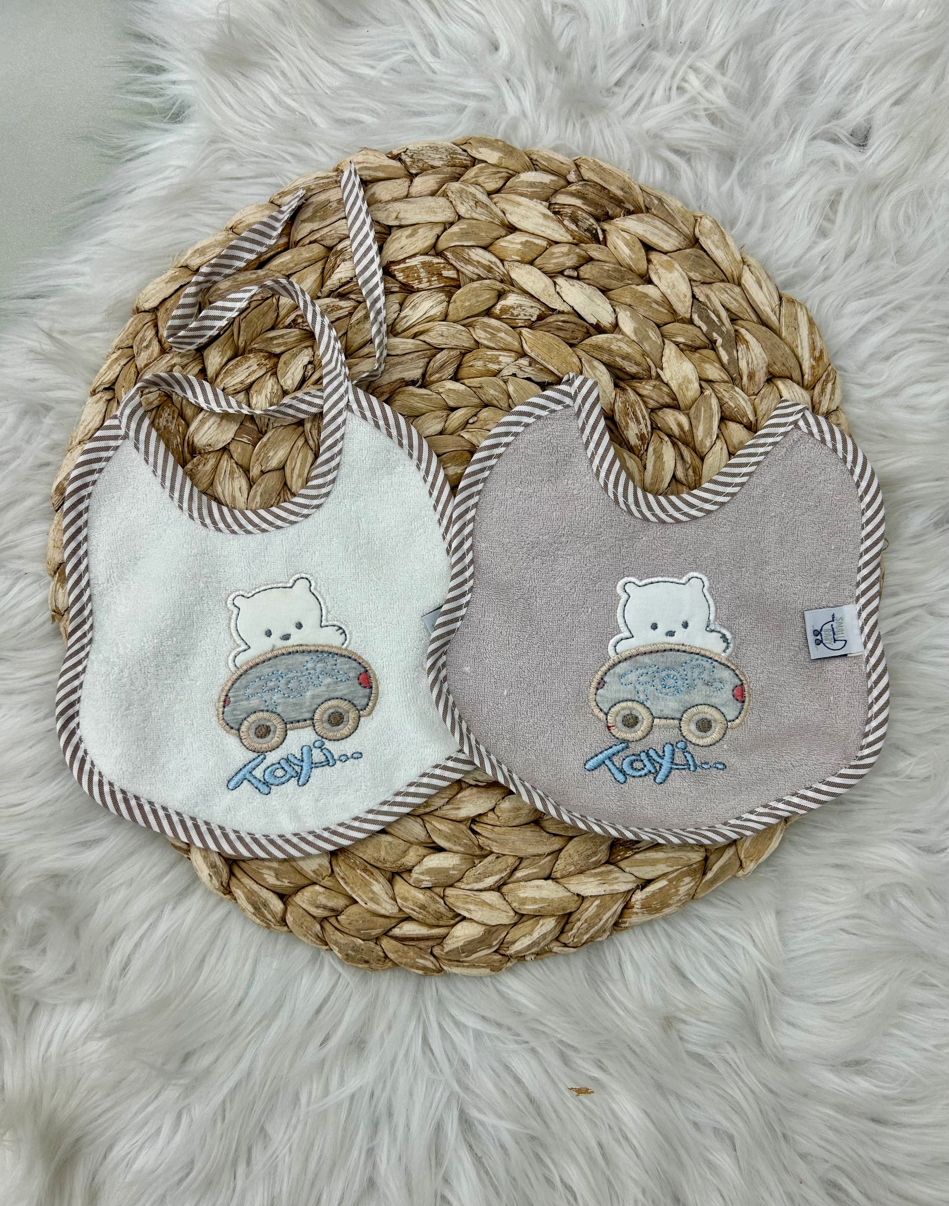 1011 مراييل بشكير مبطن مشمع