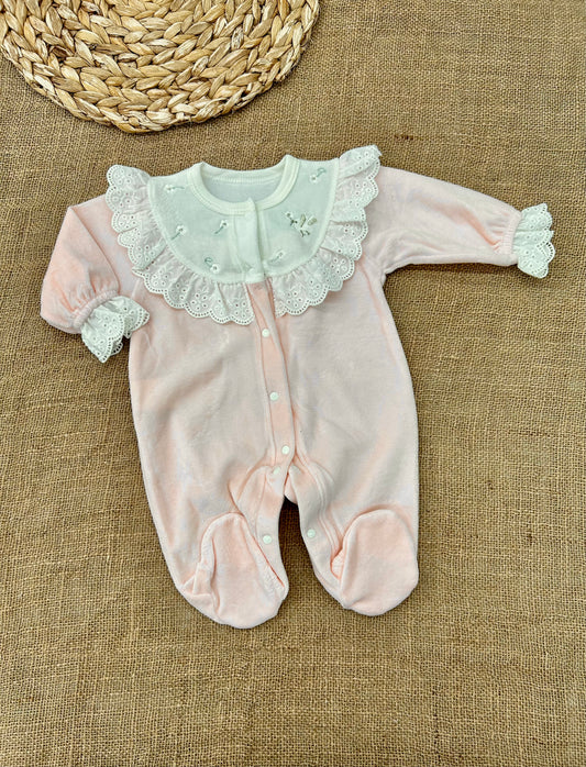 أفرهول مخمل بناتي – ناعم جداً بتفاصيل دانتيل فاخرة