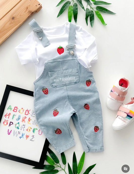 أفرهول جينز مع بلوزة قطن