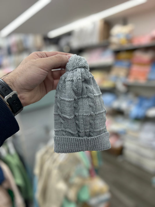 طاقية بيبي صوف