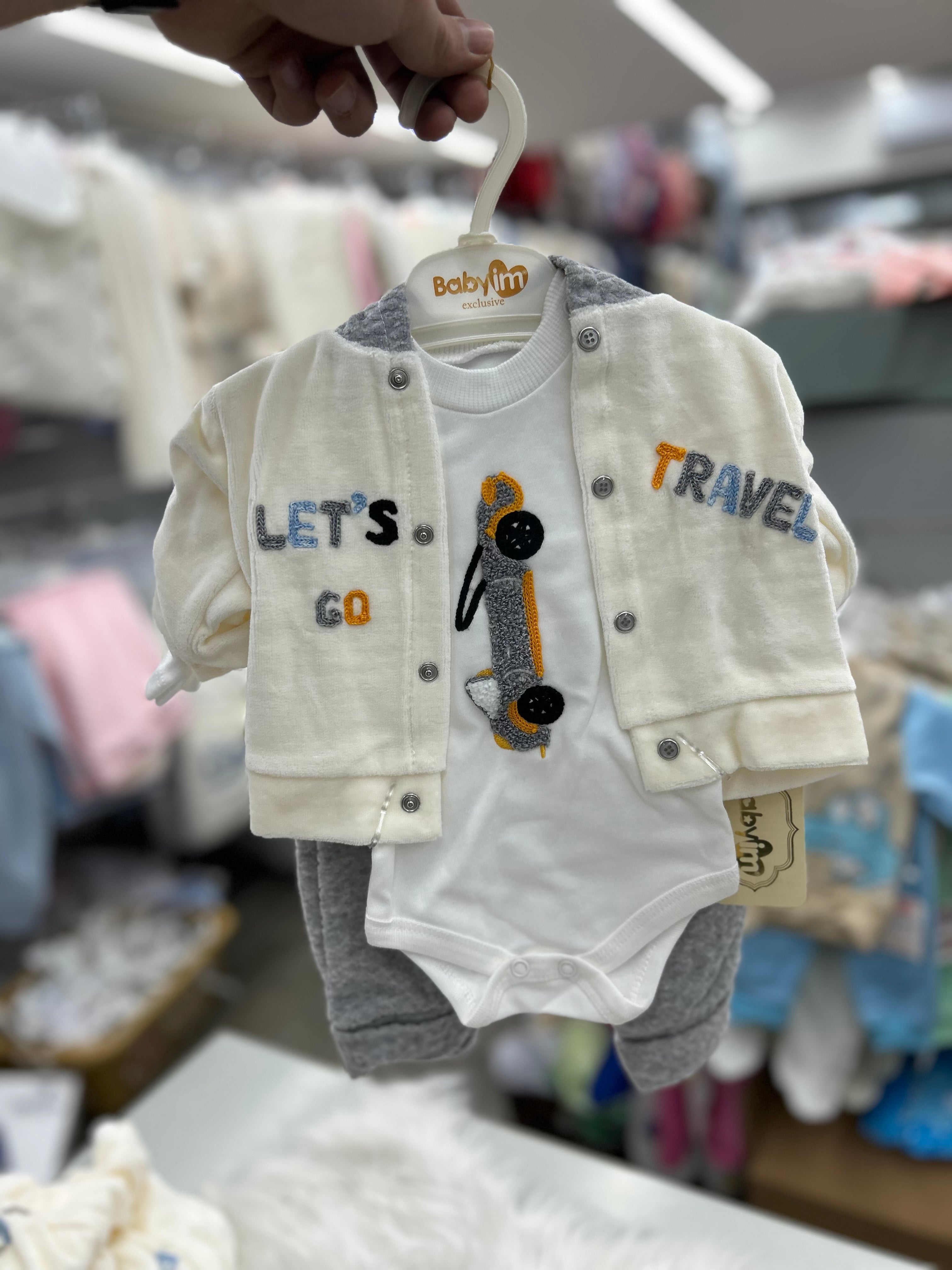 أطقم ٣ قطع مخمل travel