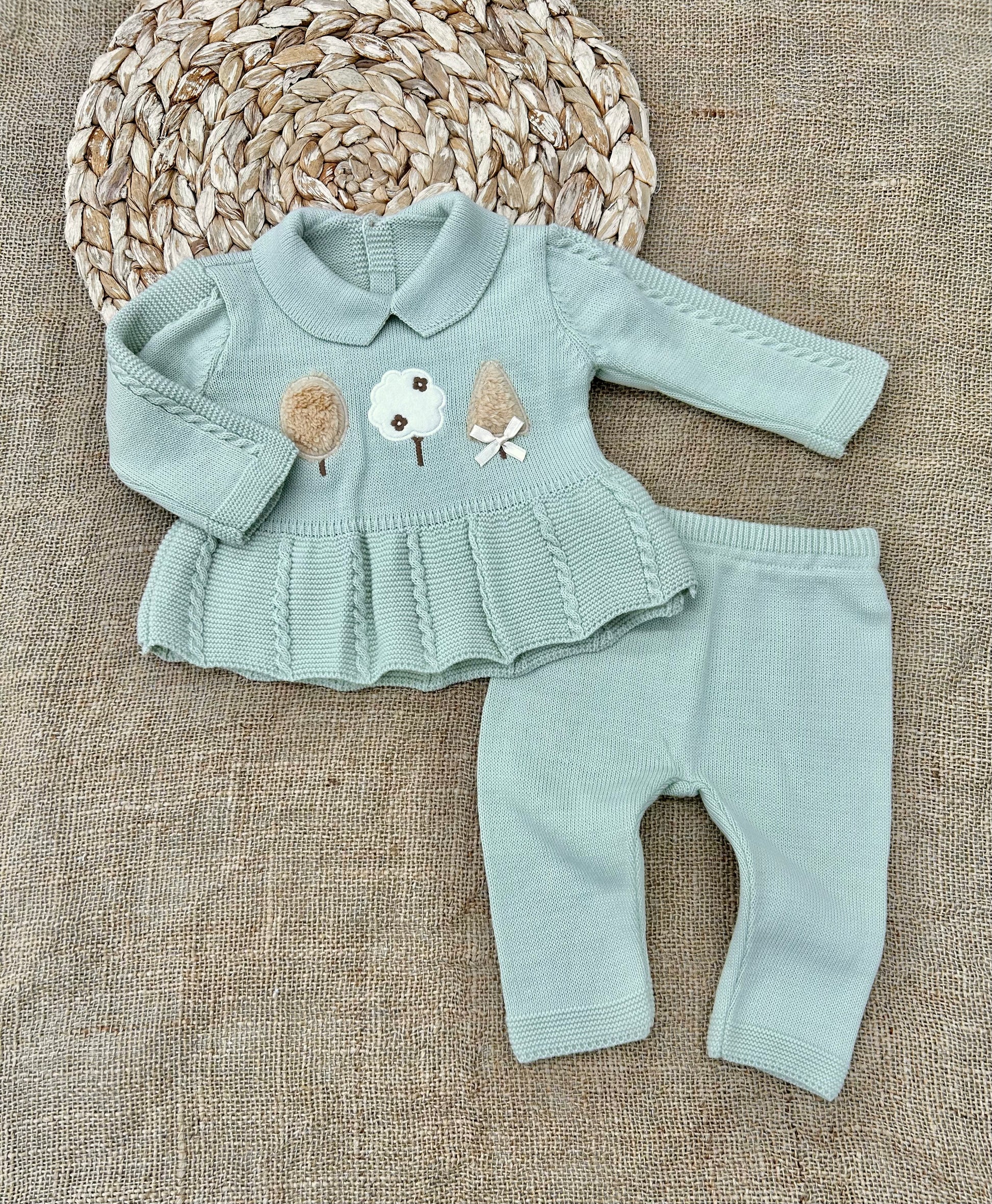 طقم صوف بناتي