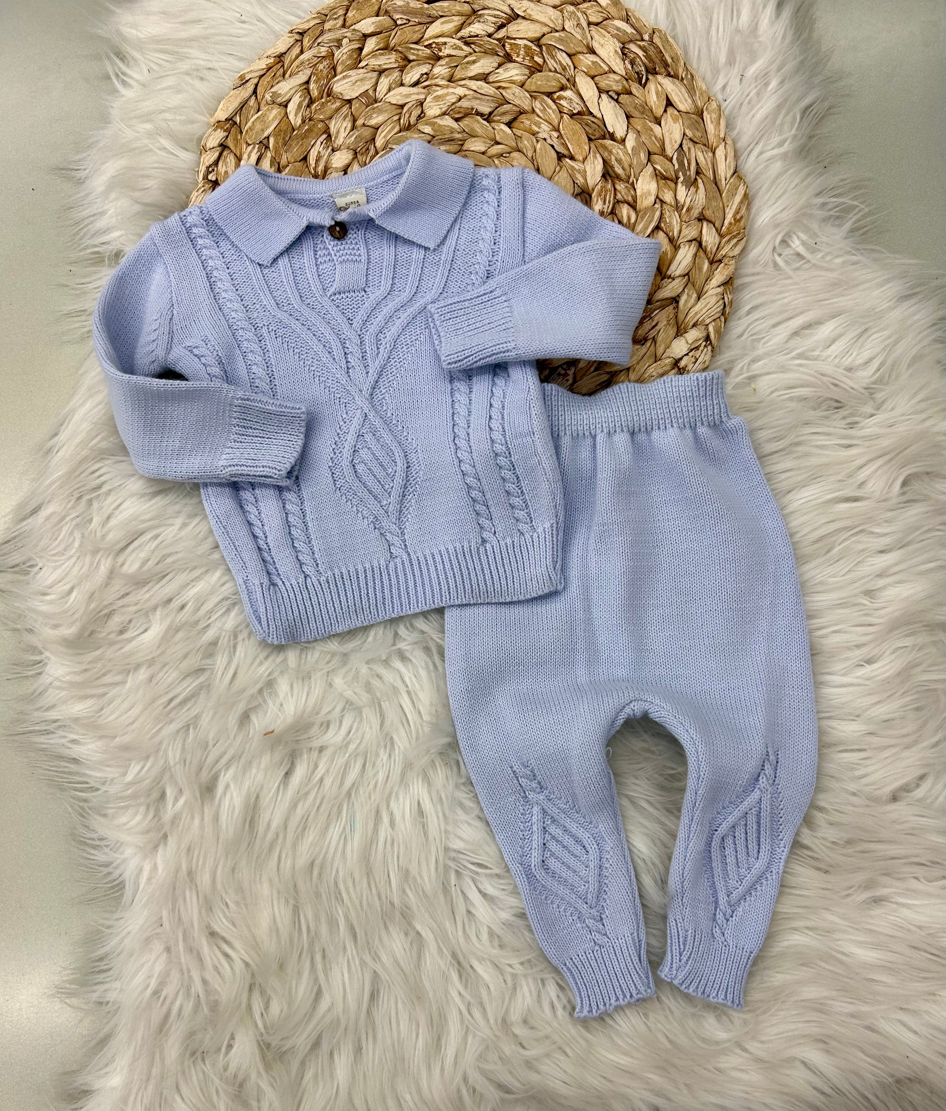 طقم صوف قببة