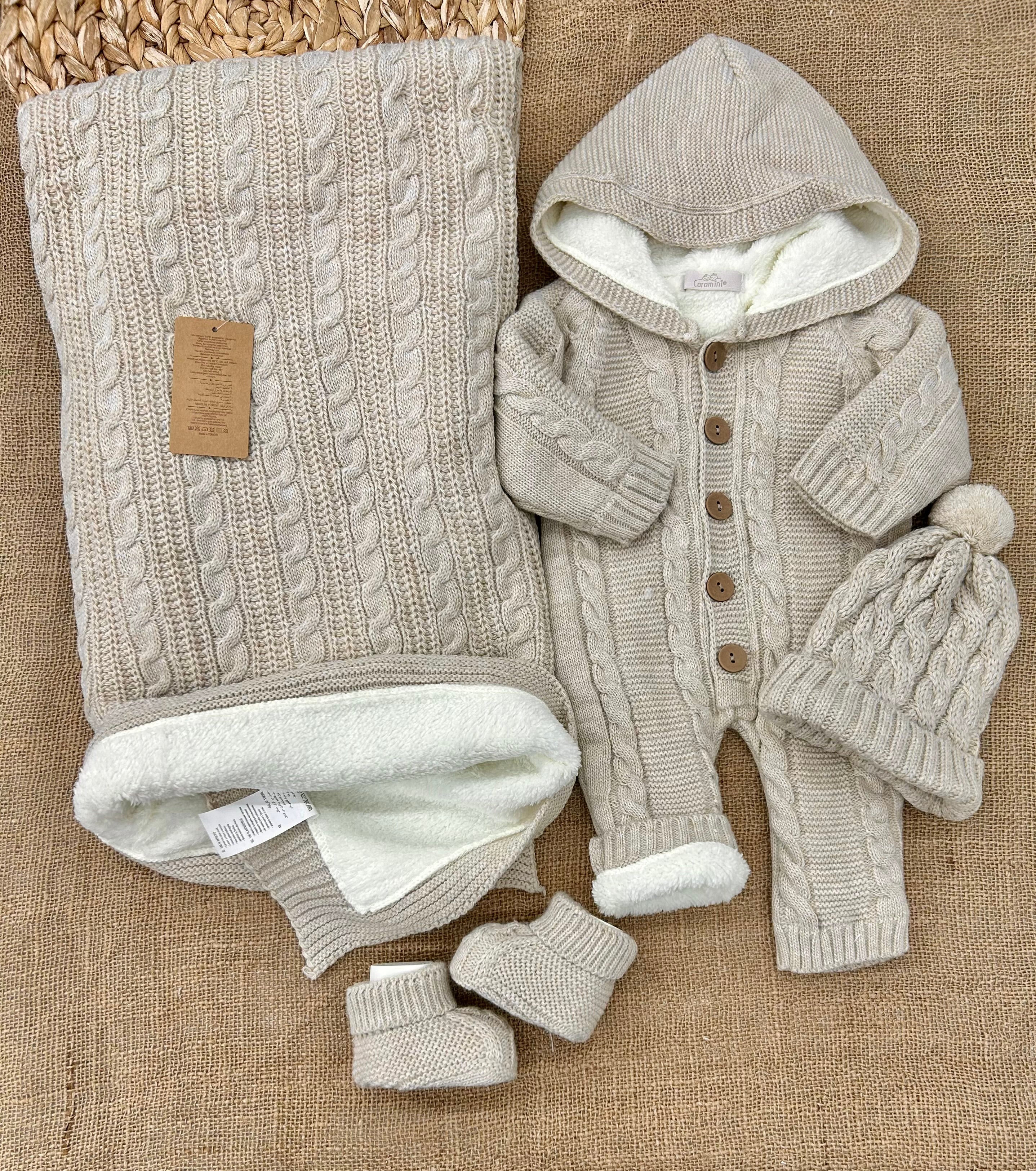 طقم مستشفى صوف مبطن كامل