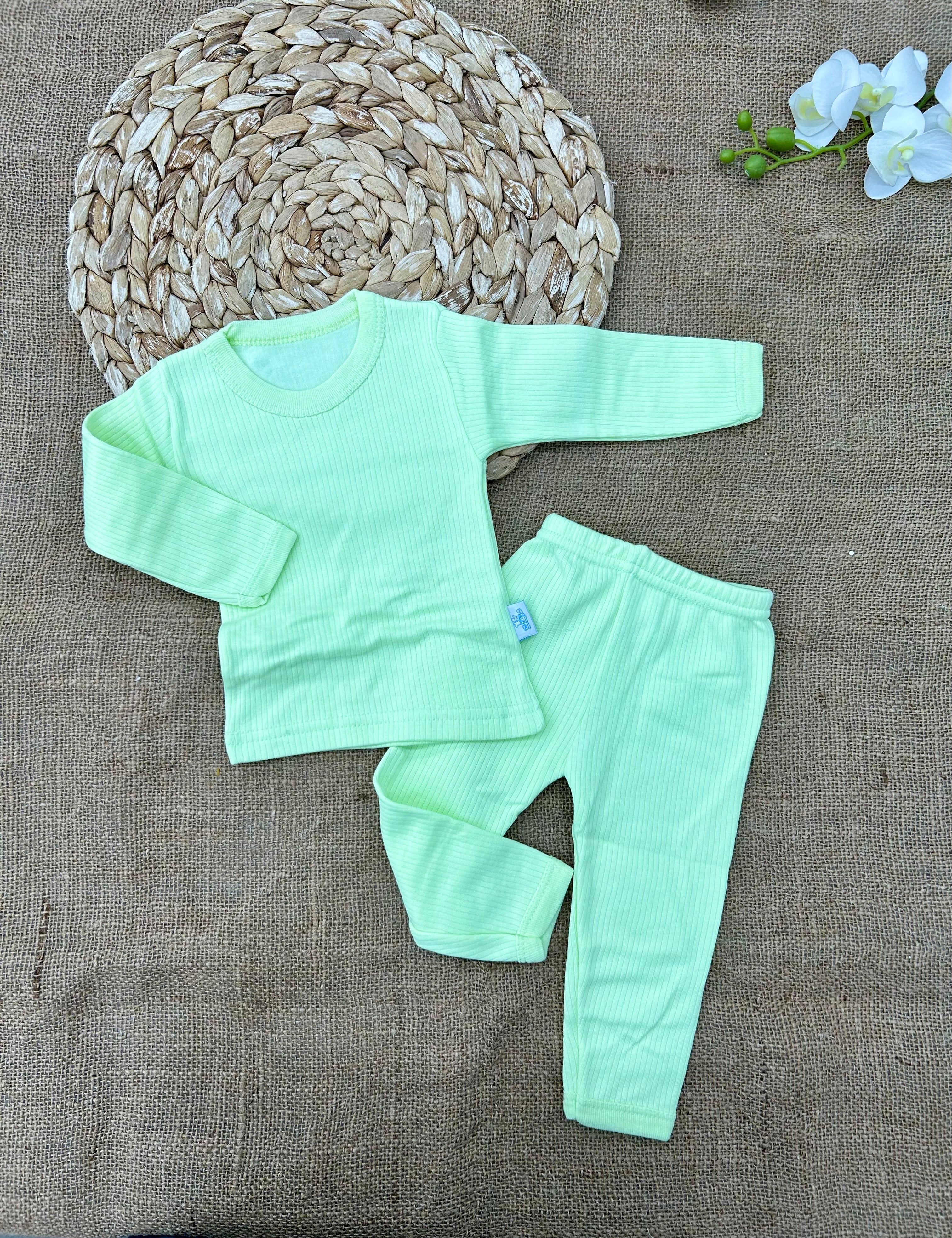 بيجامات او طقوم داخلي قطن مبطن