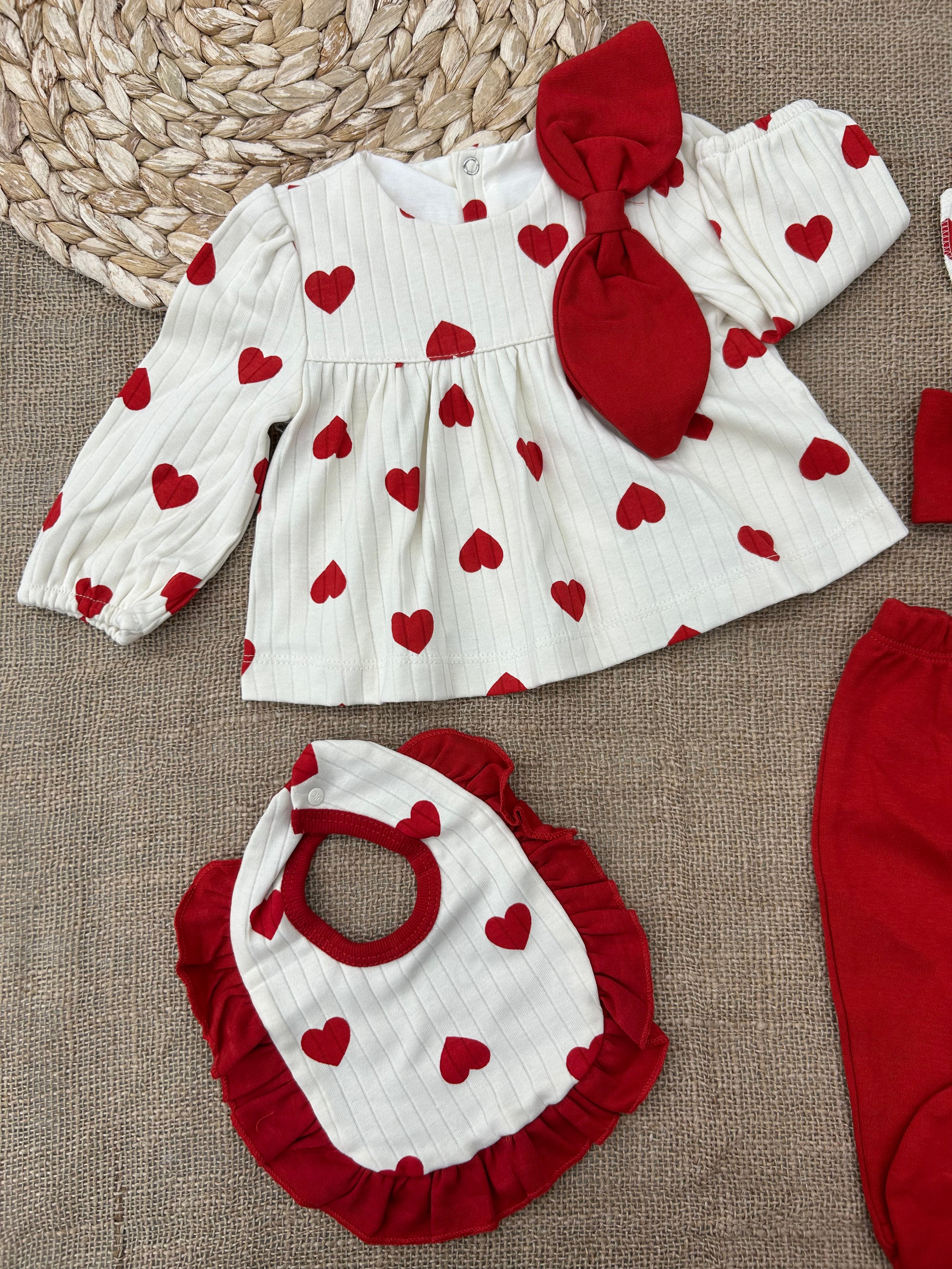 طقم بيبي ربيعي قطن قلوب – 5 قطع