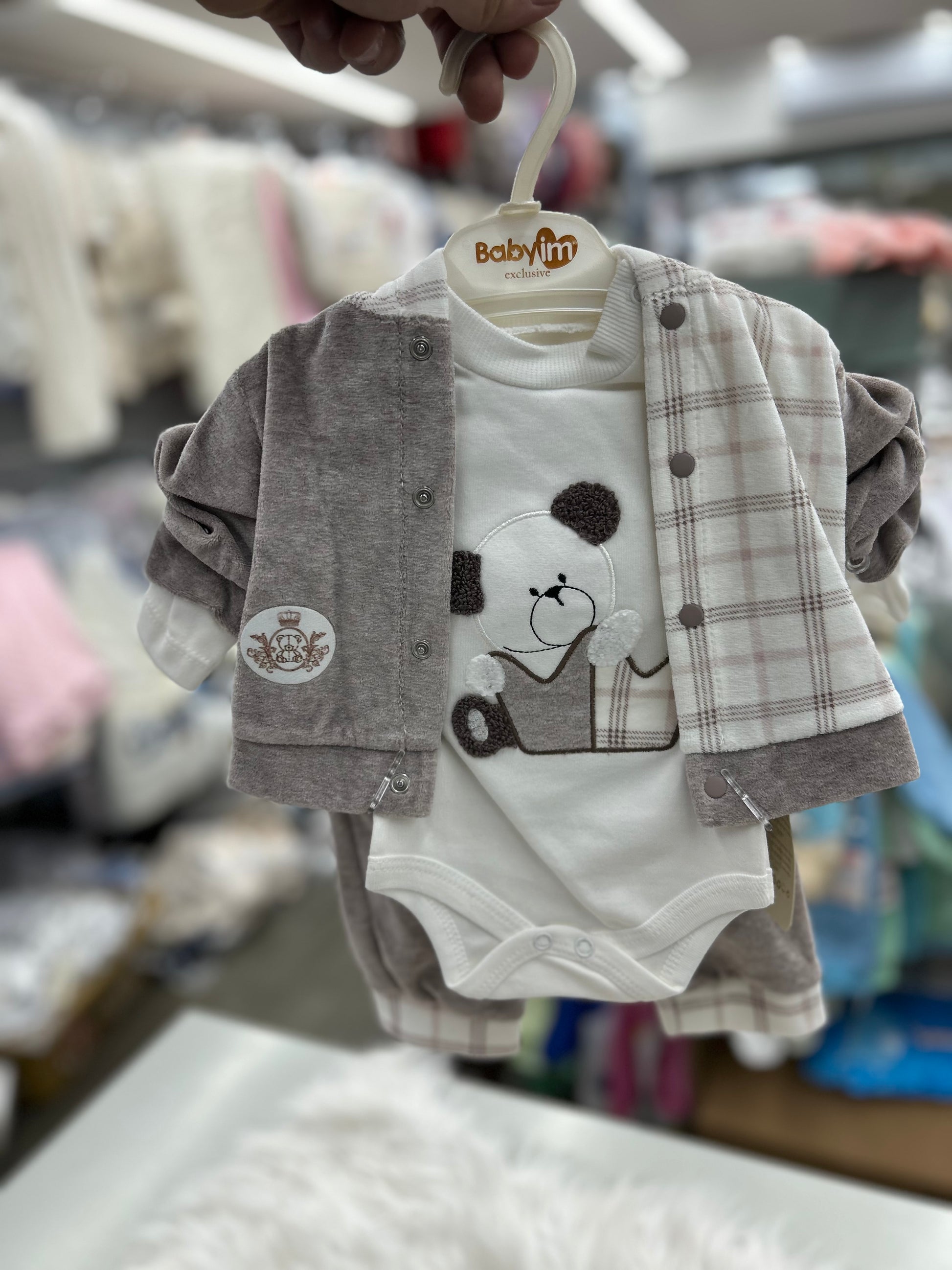 أطقم ٣ قطع مخمل