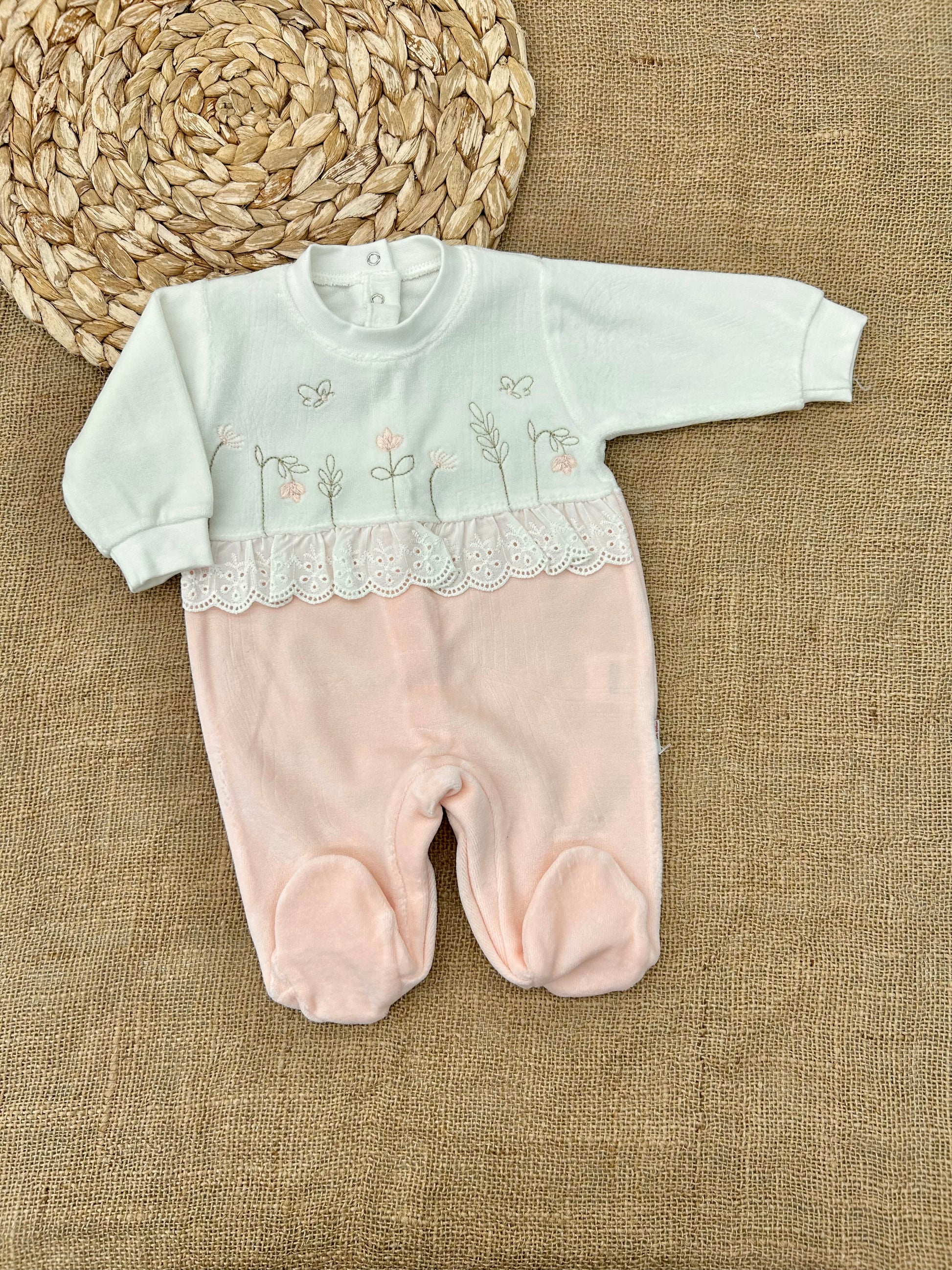 أفرهول مخمل بناتي – ناعم بتفاصيل دانتيل فاخرة