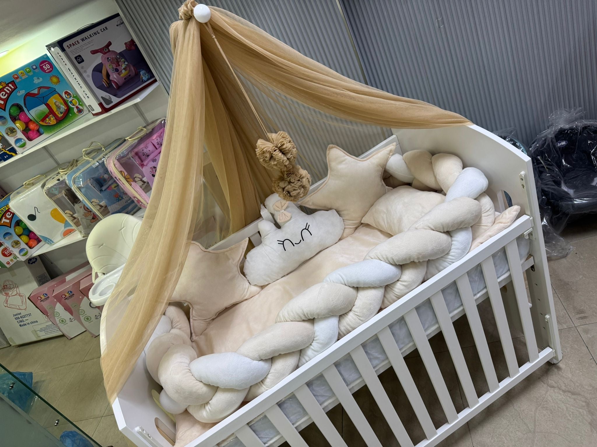 فرش تخت جدلة مخمل كامل مع ناموسية