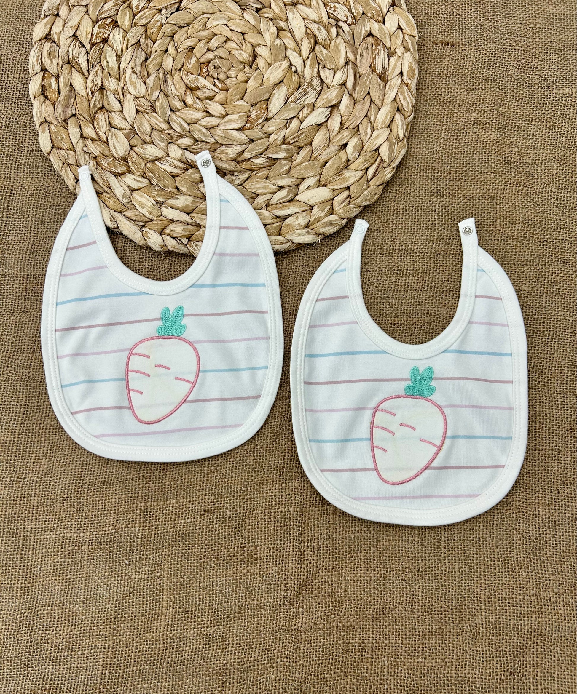 مريلة قطن كبسات فراولة