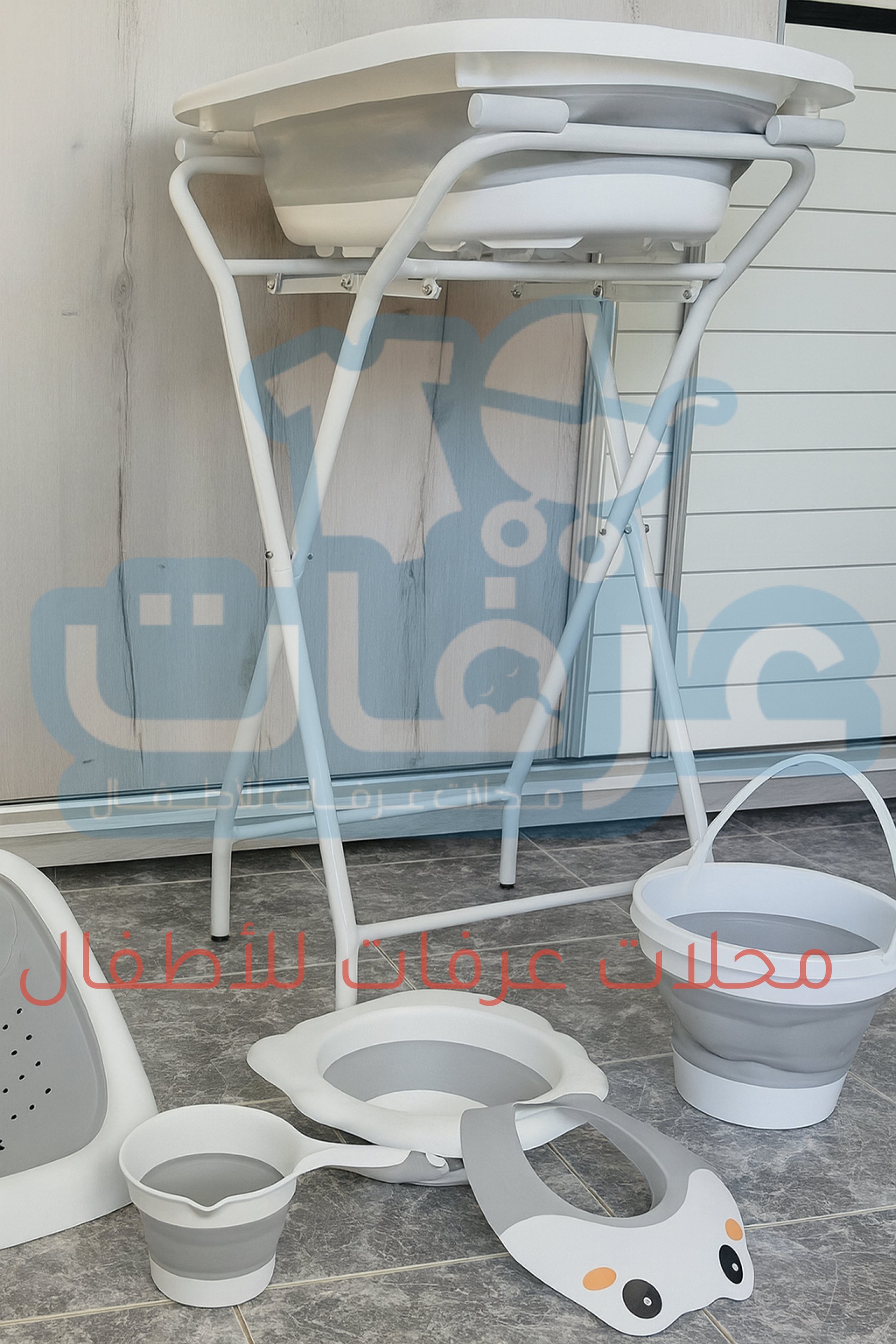 طقم بانيو ٧ قطع مع ستاند