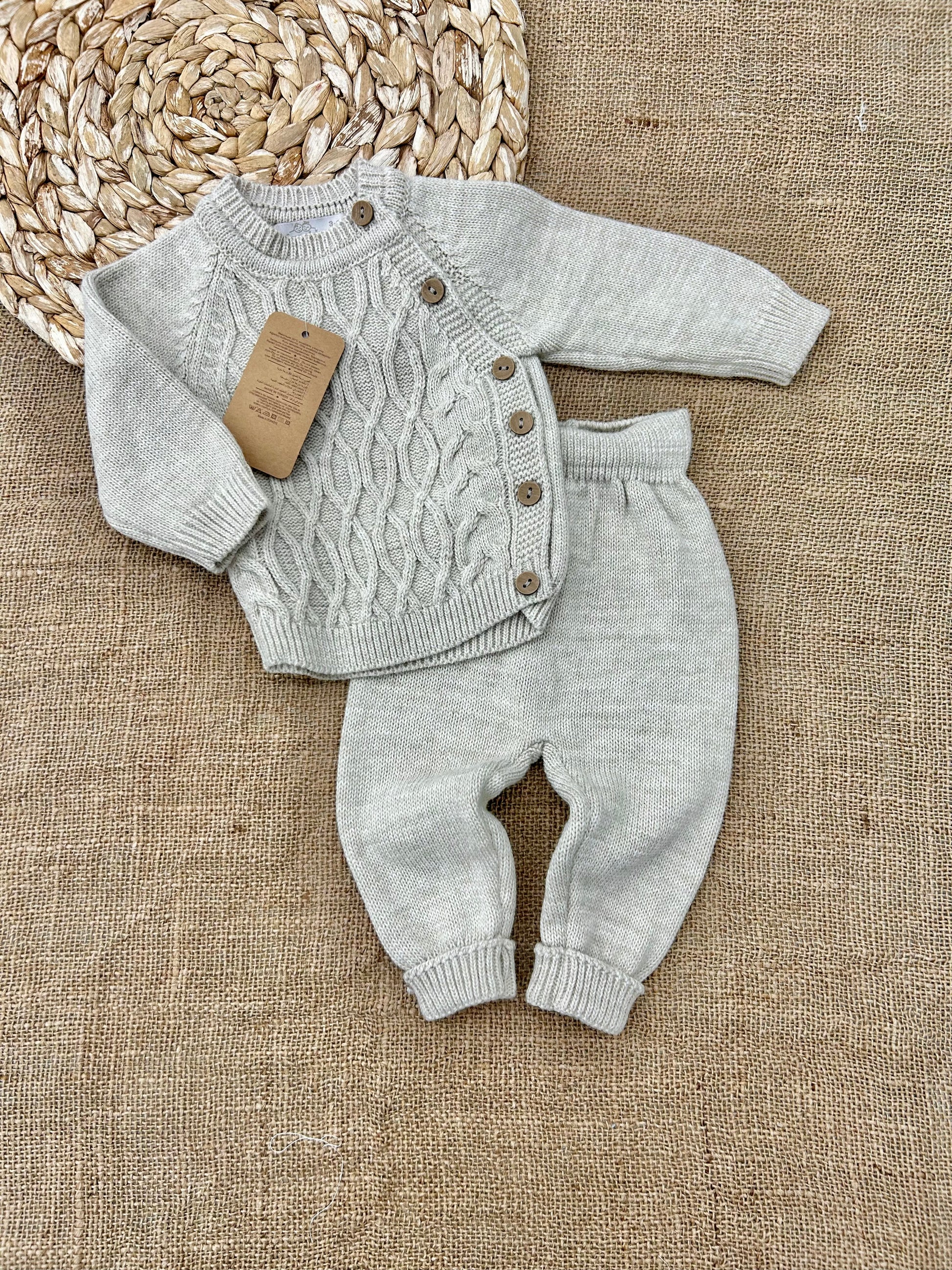 طقم صوف ازرار