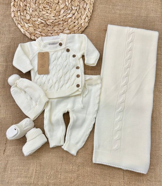 طقم صوف 4 قطع بلوزة وبنطلون