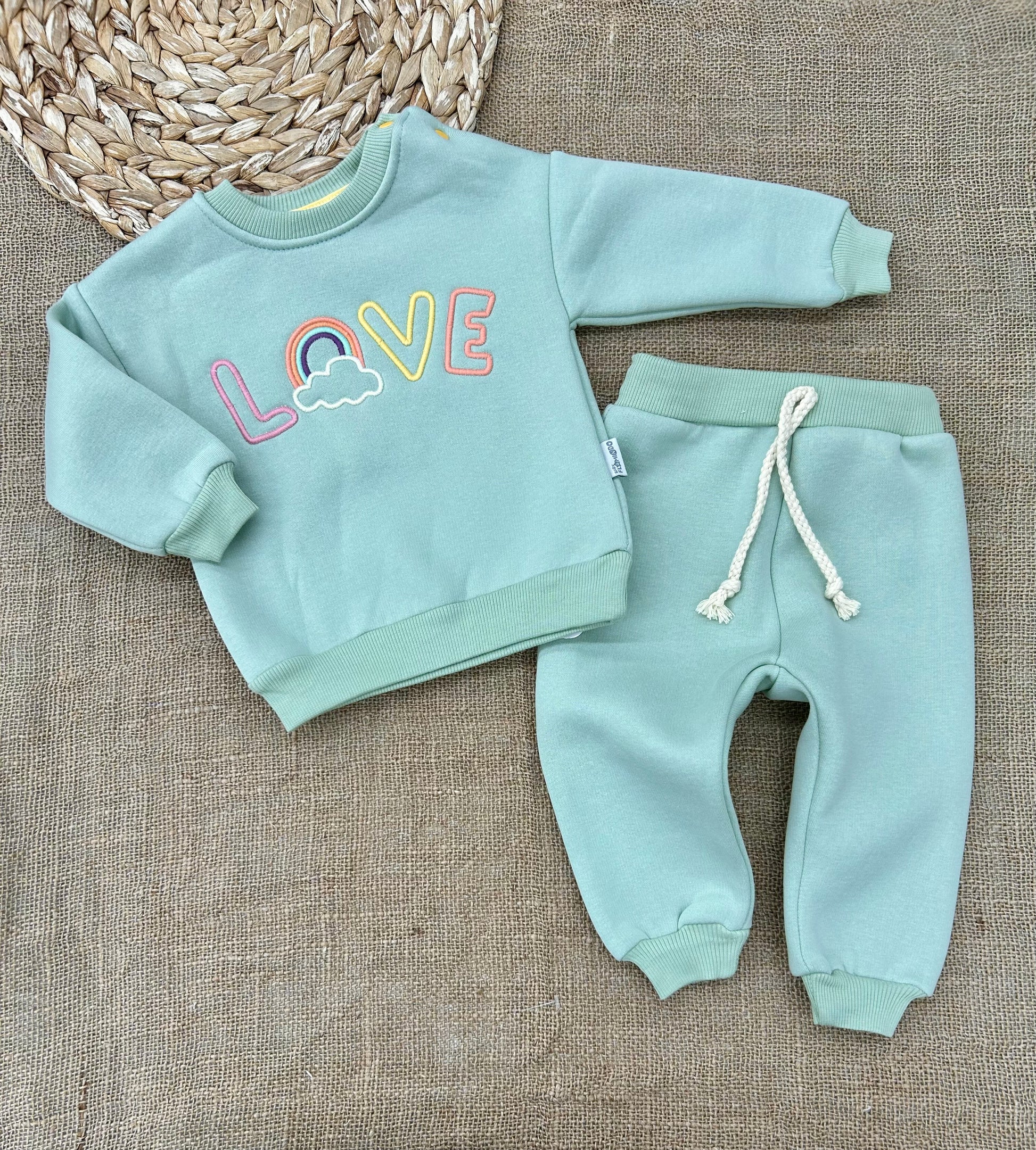 تريننغ فوتر love