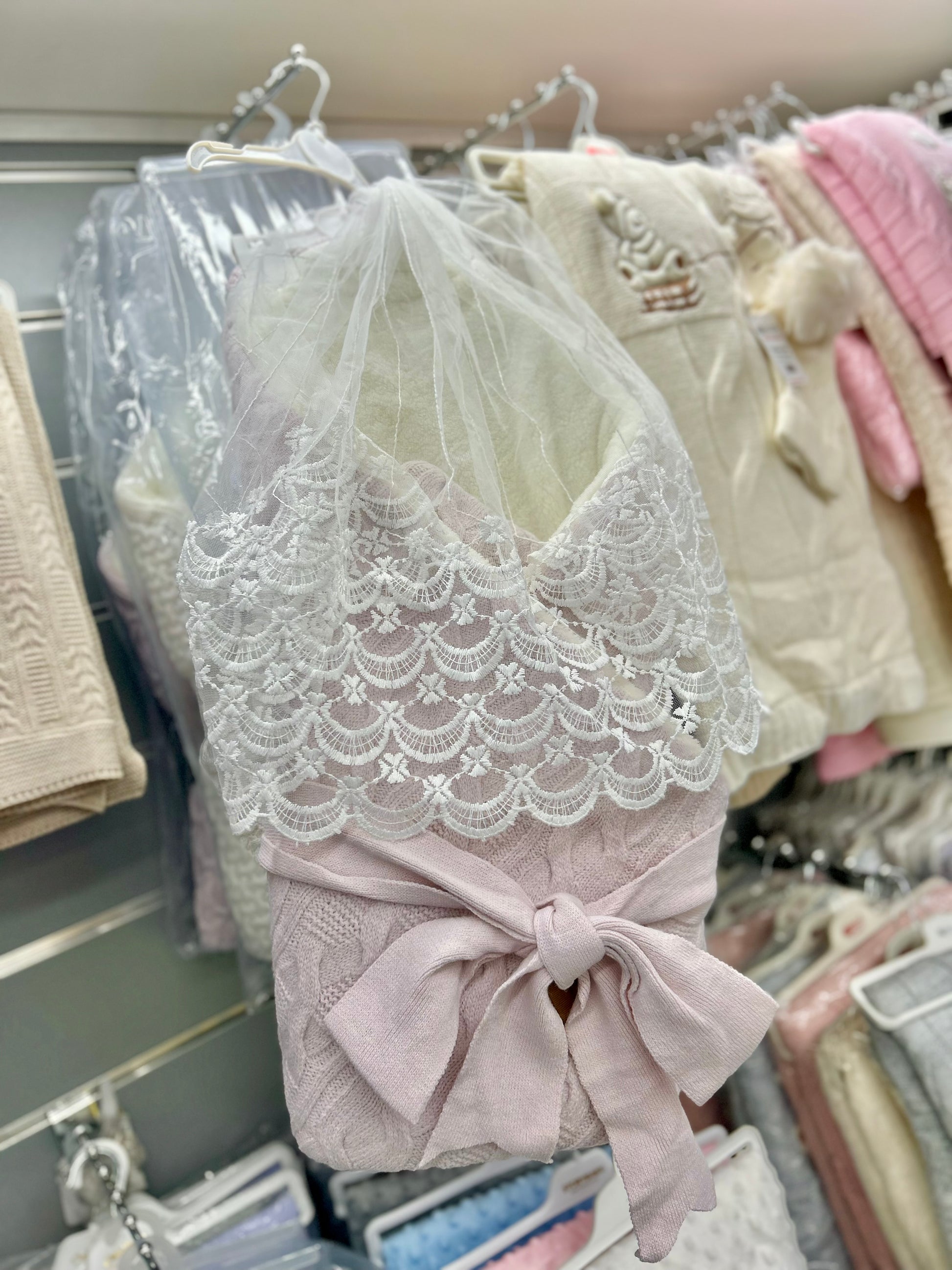 حرام كوت صوف فرو دانتيل