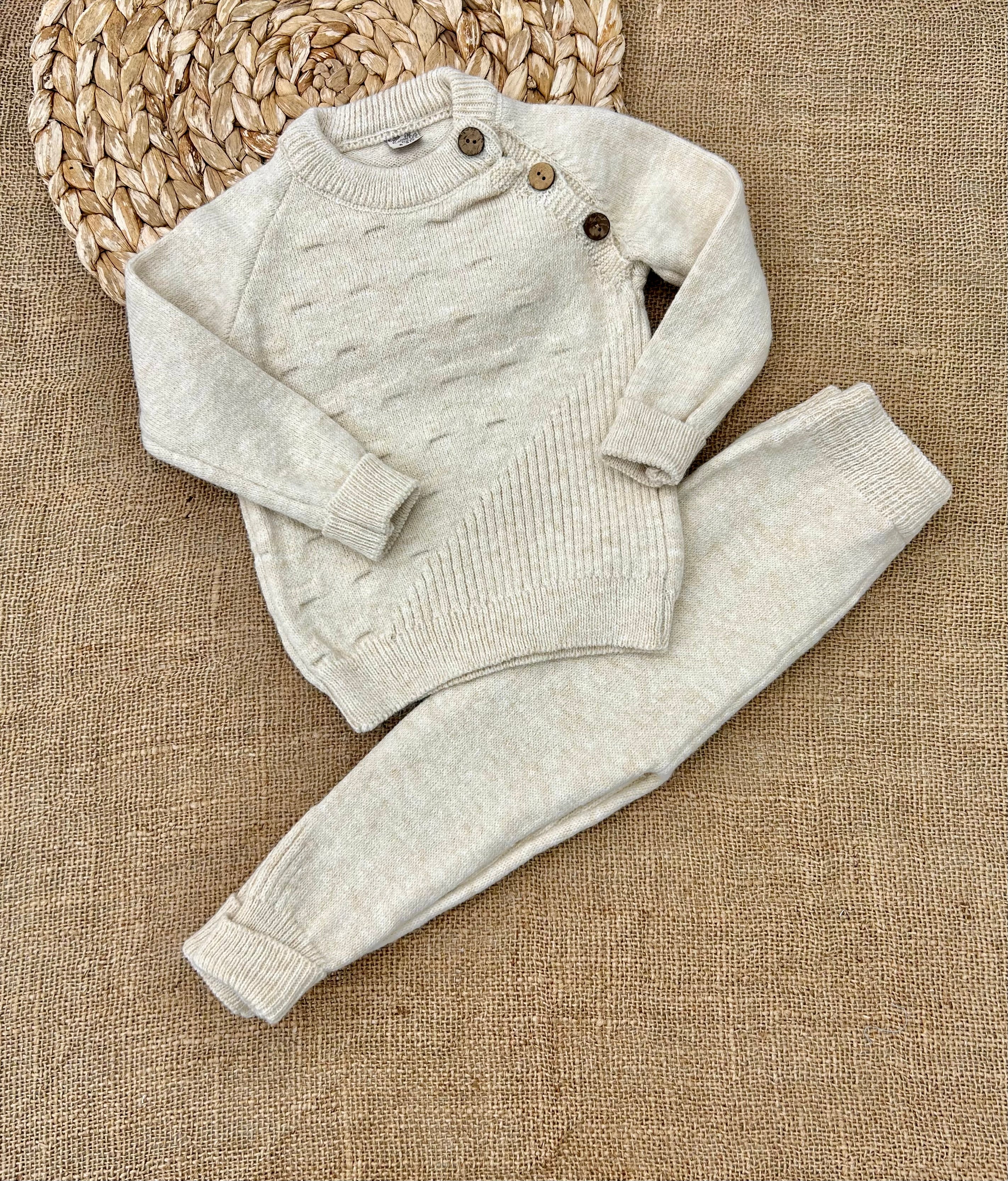 طقم صوف زرين