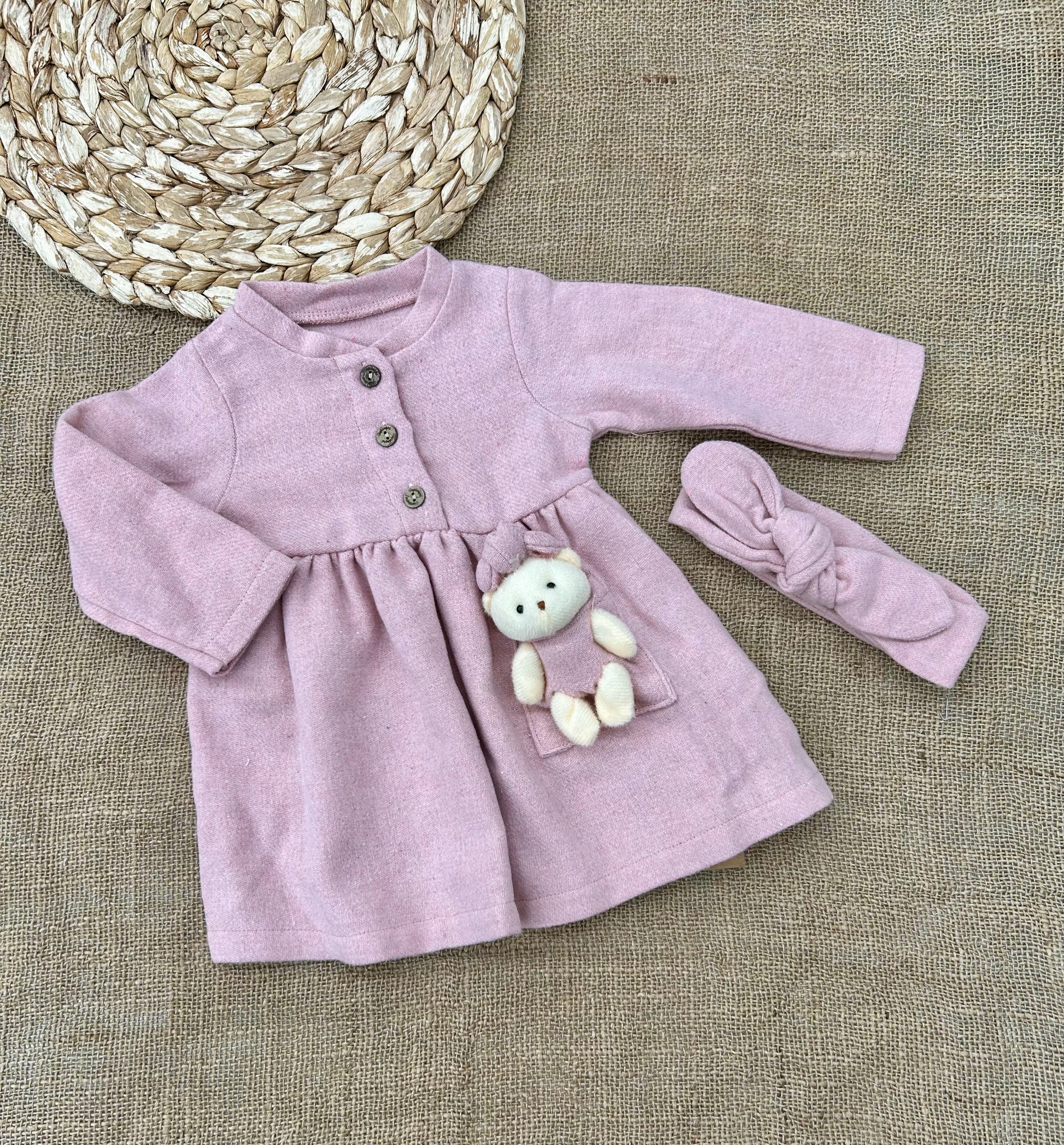 فستان بيبي مخمل دب