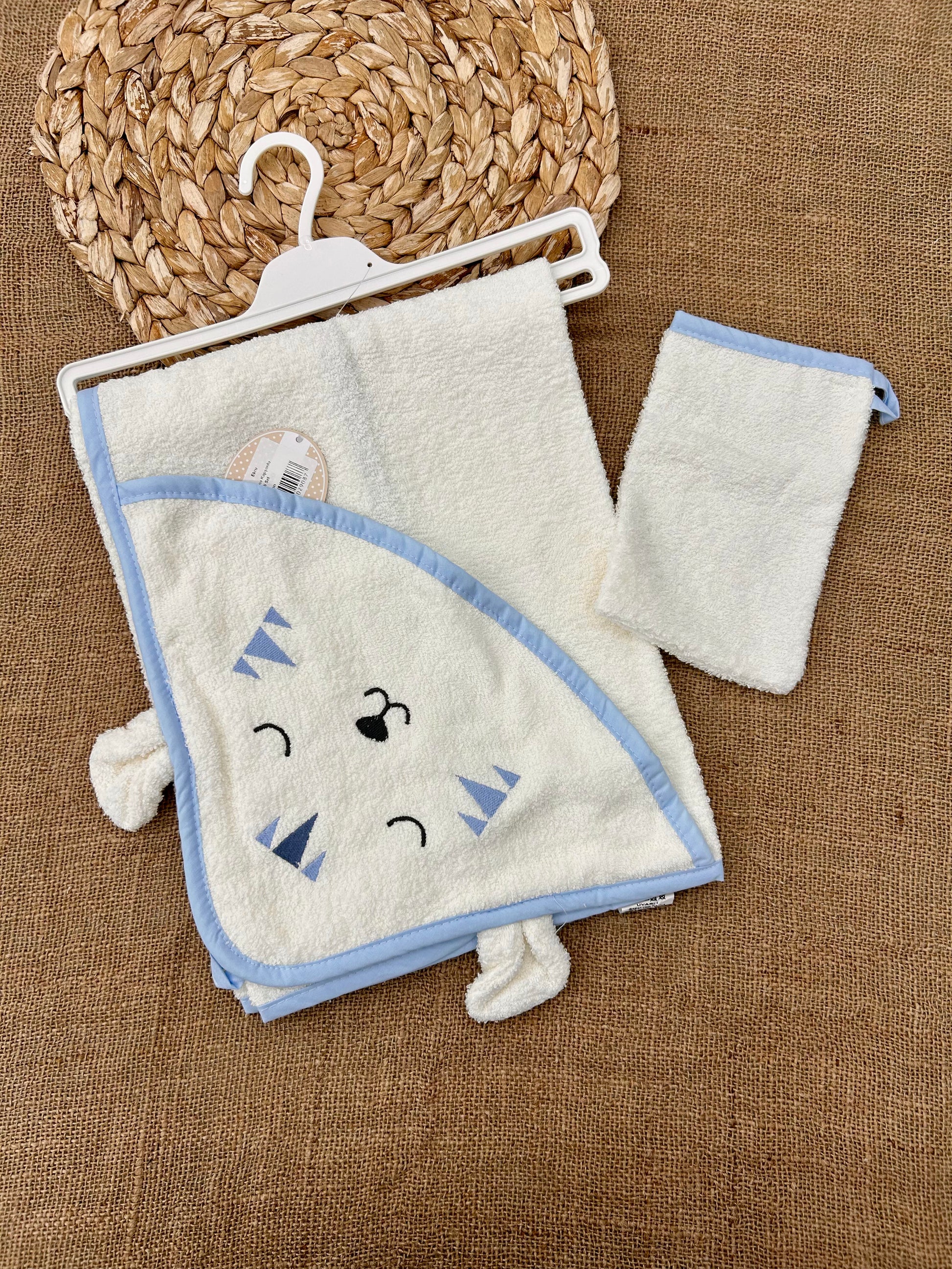 منشفة بيبي بشكير ناعم مع ليفة ماركة bebekevi